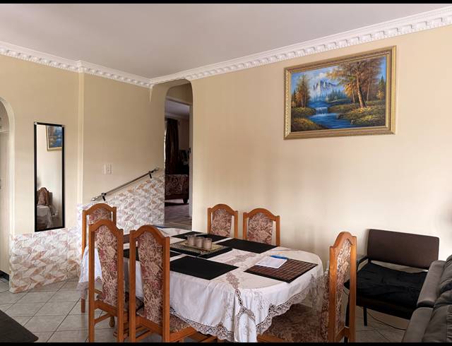 3 BEDROOM FREESTANDING FOR SALE IN HILLARY